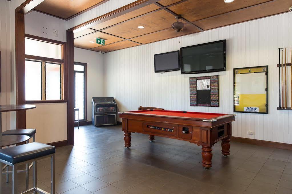 Merinda Village Hotel Bowen Exterior foto