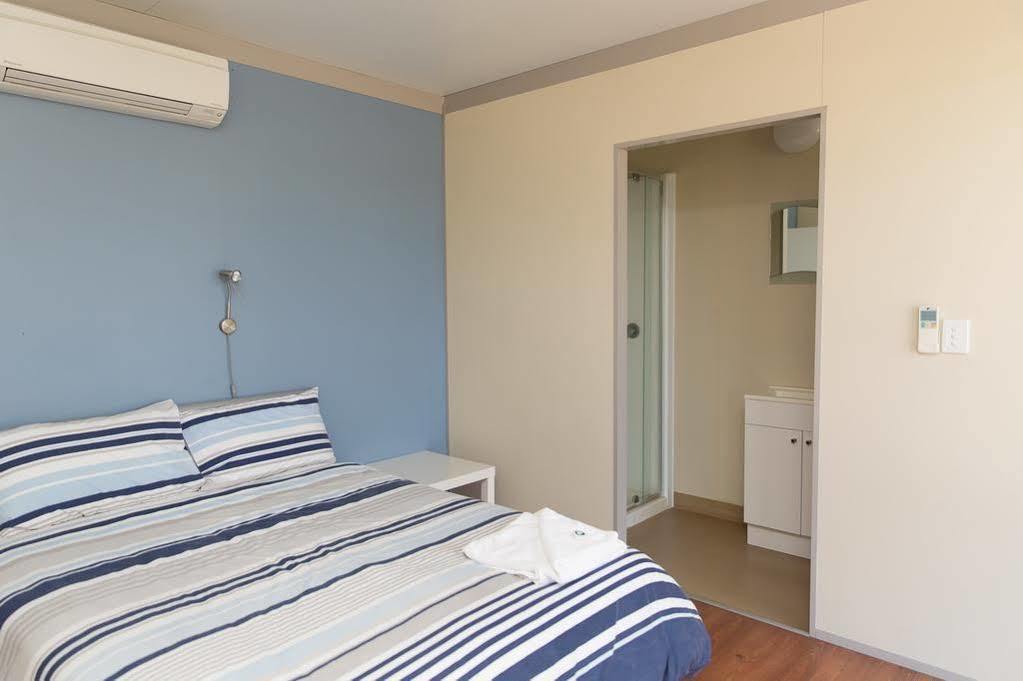 Merinda Village Hotel Bowen Exterior foto