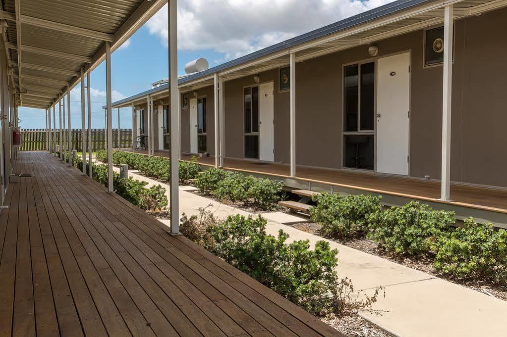 Merinda Village Hotel Bowen Exterior foto